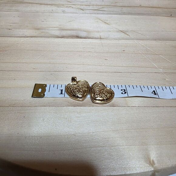 sterling silver 925 Gold Washed Heart Shaped Locket Pendant Weighs 5 Grams - Picture 7 of 8